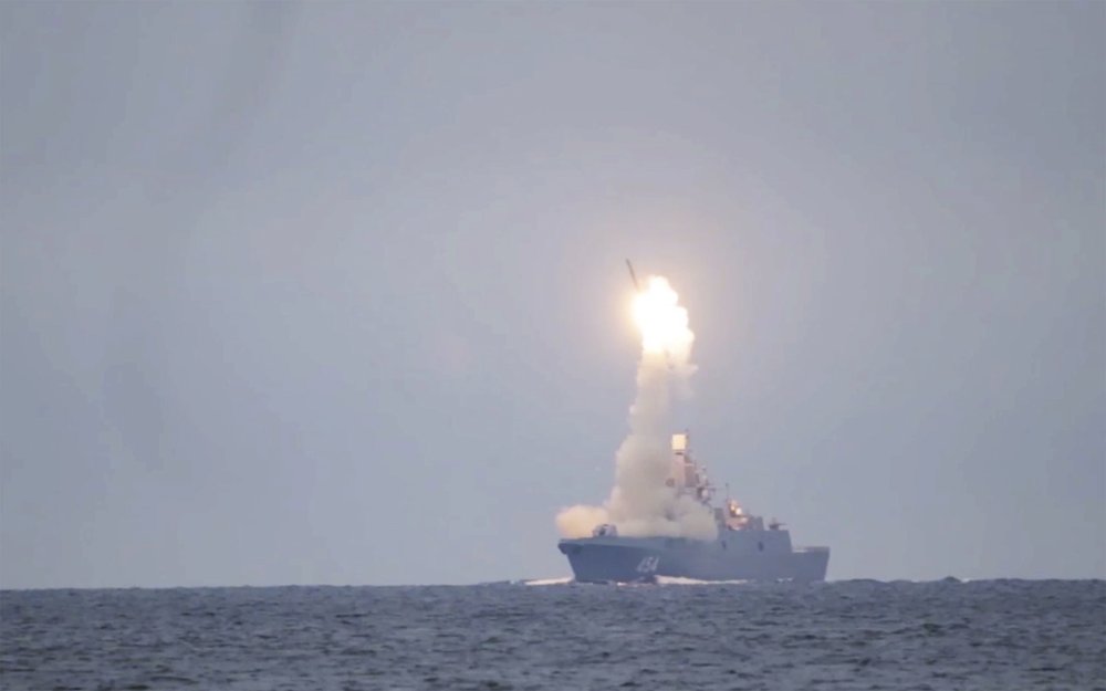 lancement reussi missile russe zircon